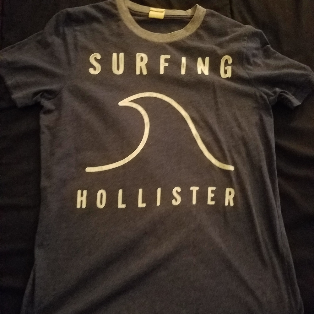 Mens Medium Hollister T-shirt